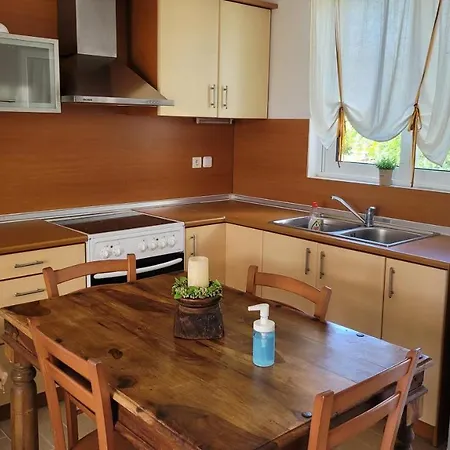 Apartment Athanasia's At Rafaella *