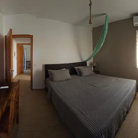 Apartamento Athanasia's At Rafaella *