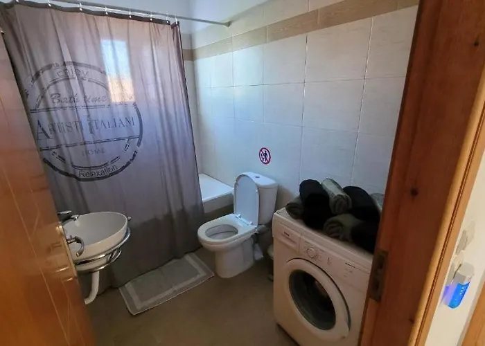 Athanasia's At Rafaella Kokkónion