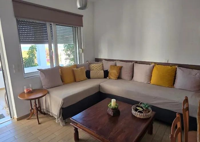 Apartament Athanasia's At Rafaella Kokkónion