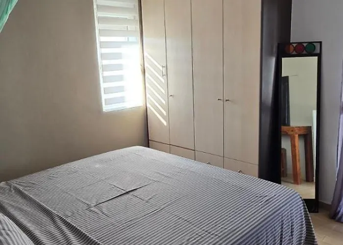 Apartamento Athanasia's At Rafaella