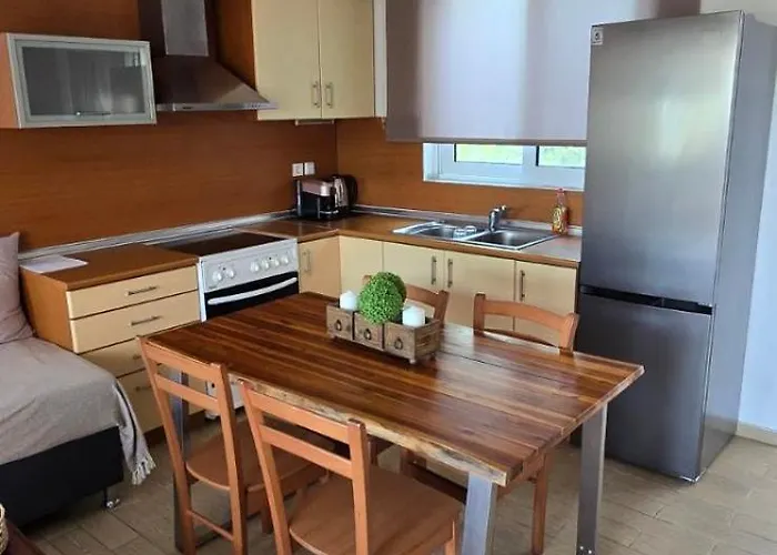 Apartament Athanasia's At Rafaella Kokkónion