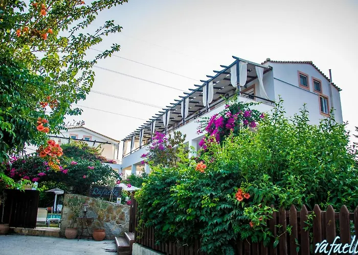 Apartament Athanasia's At Rafaella