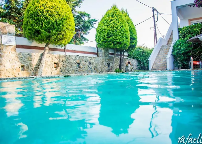 Apartamento Athanasia's At Rafaella